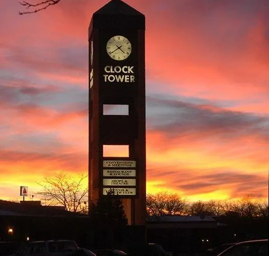 Hotel Clock Tower And Conference Center - Rockford