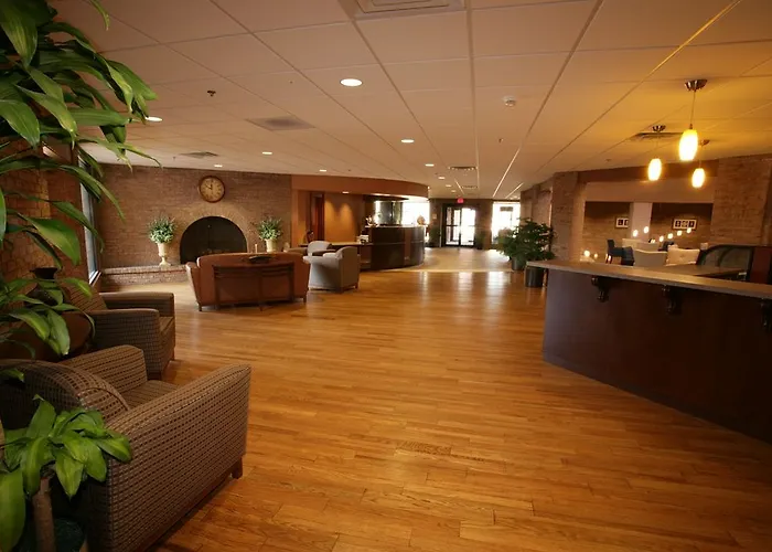 Clock Tower And Conference Center - 3* Rockford